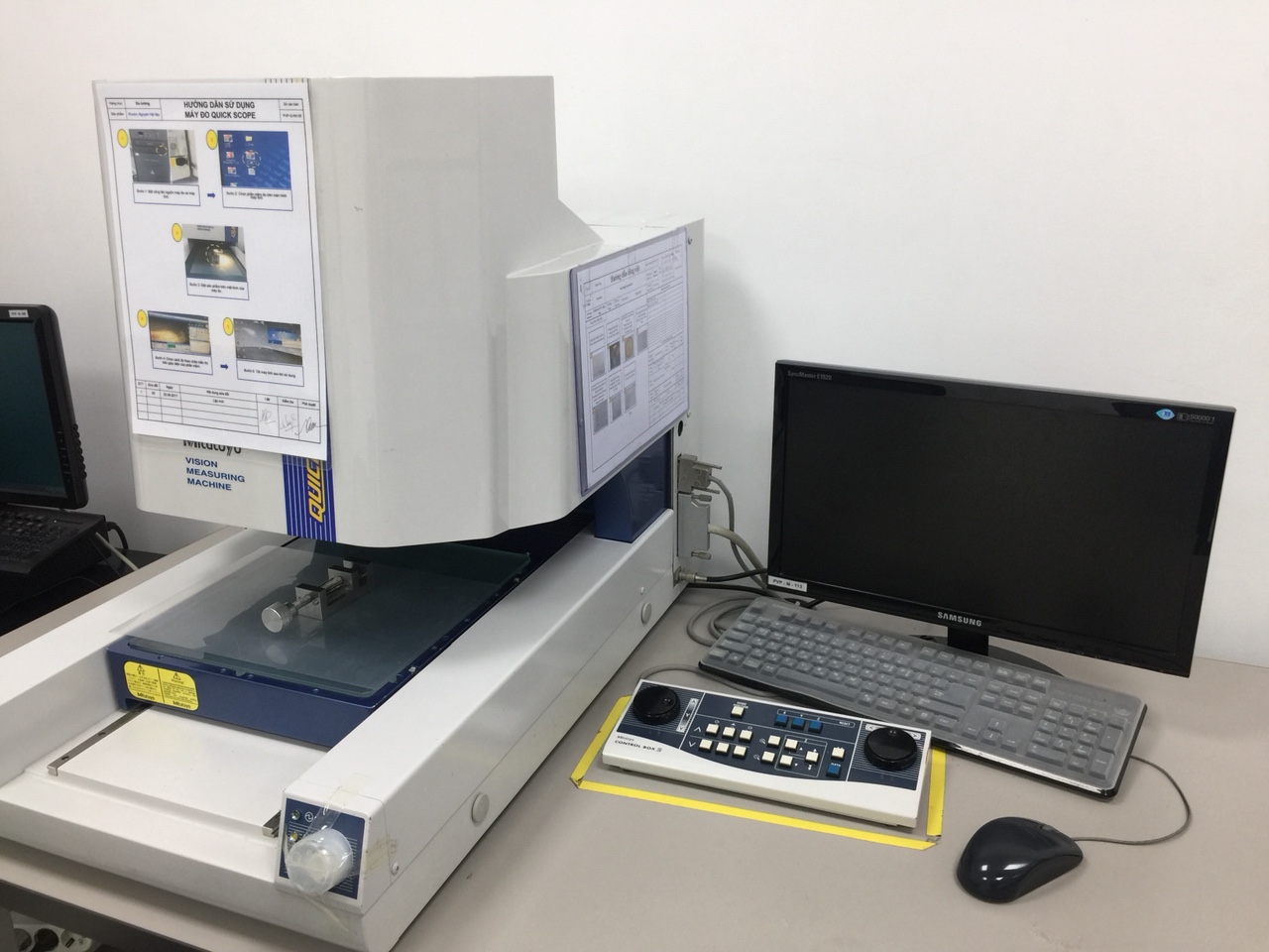 SỬA MÁY ĐO 2 D Mitutoyo QS250Z3R